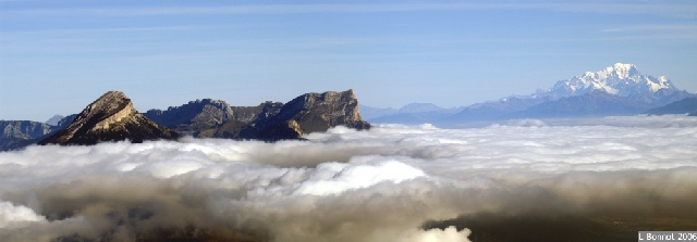 PICT2278_pano.JPG - Panoramique : Chartreuse et Mont-Blanc vus du Vercors