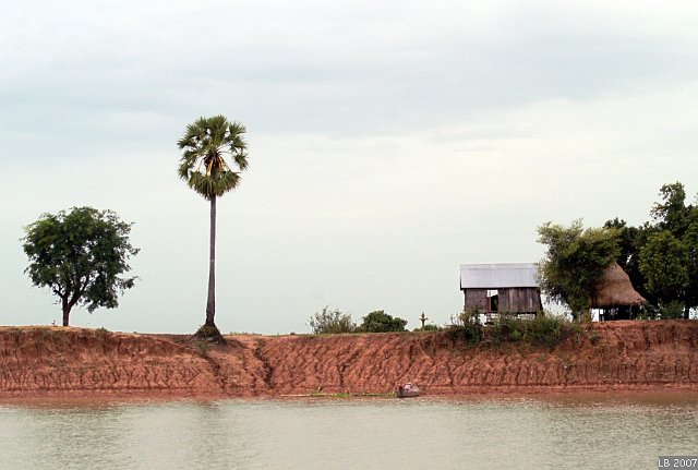 PICT5883.JPG - Le Cambodge, au fil de la rivière Tonlé Sap.